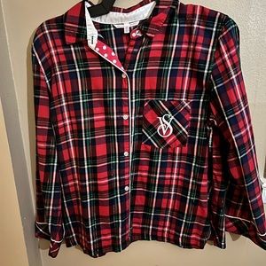 Victoria secert sleep top size medium